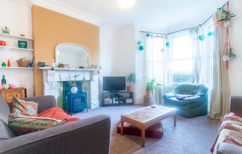 Simonside Terrace, Heaton, Newcastle - Image 1